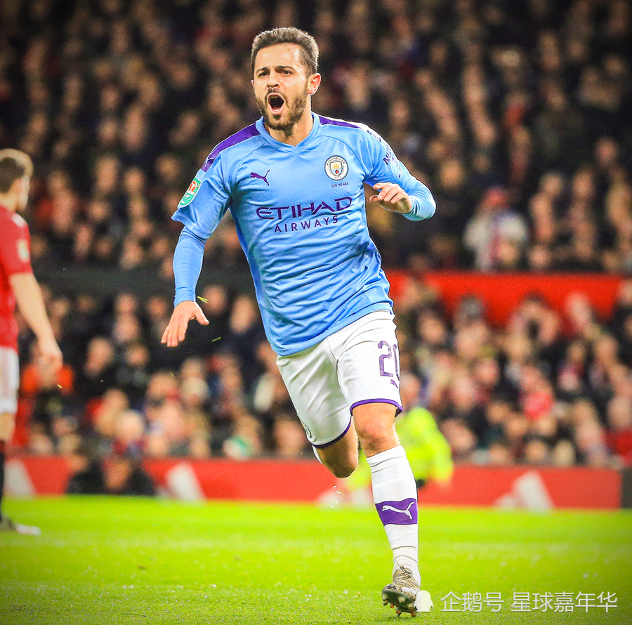 中超比赛回放：上海海港2-0战胜广州队,
