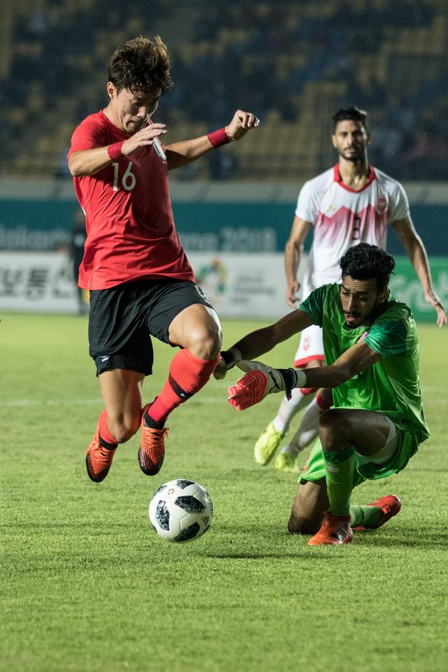 《在场外》视频栏目｜对话辽宁铁人：家乡、平常心和关于中超的明天（在场外特别视频：与辽宁铁人聊家乡、平常心及中超的未来）