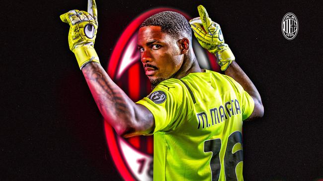 上赛季西甲最佳射手，姆巴佩领取皮奇奇奖（姆巴佩获颁皮奇奇奖，荣膺上赛季西甲射手王）