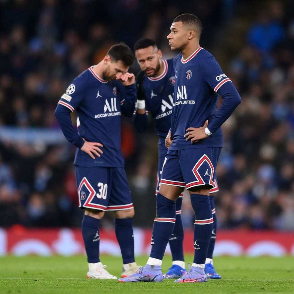 公牛开局5胜0负后4胜9负，排名从东部第一跌至第十