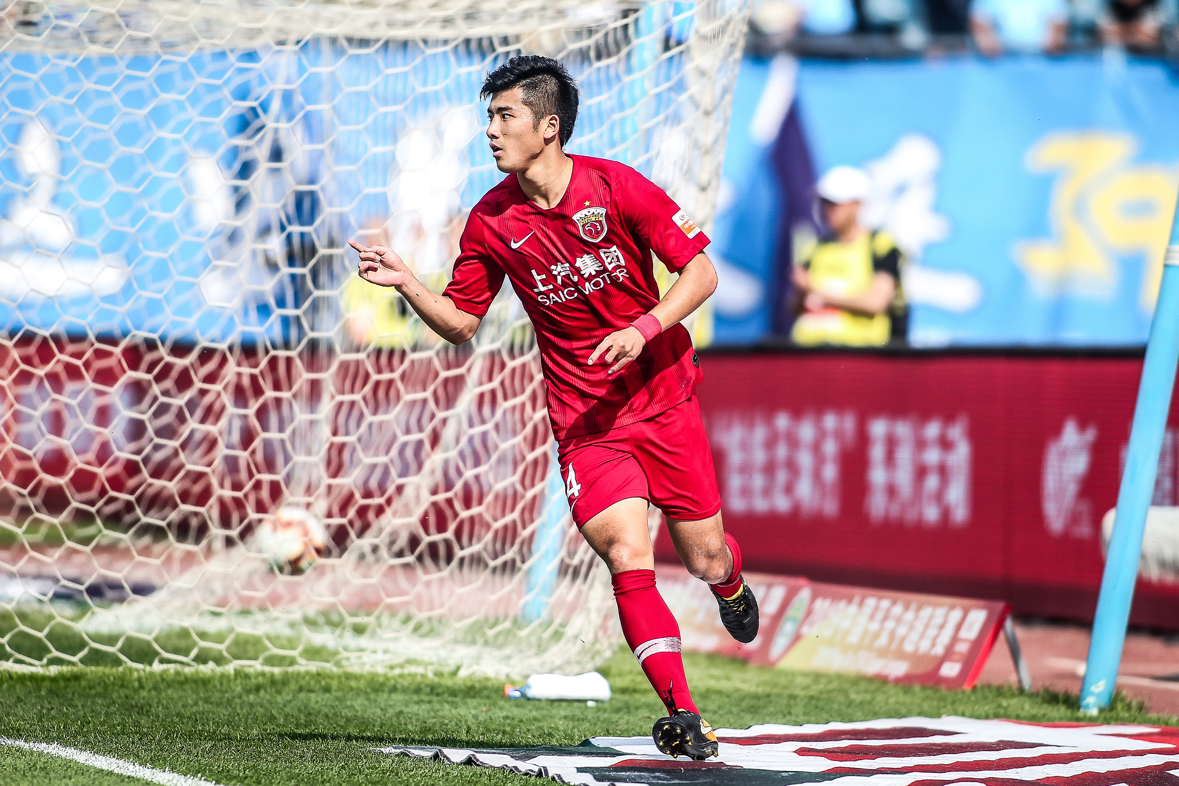 非媒：赞比亚主帅因执照问题无法以主教练身份带队参加非洲杯（非洲媒体：因执照问题，赞比亚主帅无缘以主教练身份出征非洲杯）