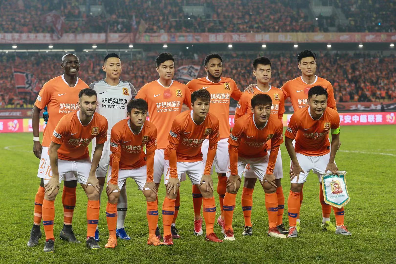 法甲身价更新：维蒂尼亚&内维斯涨至1.1亿欧反超登贝莱（法甲身价新榜：维蒂尼亚、内维斯升至1.1亿欧，超越登贝莱）