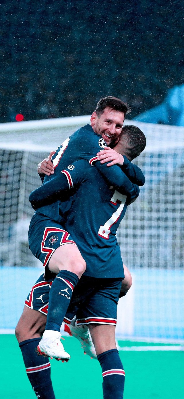 曼晚：多古和达洛特撑不起来曼联左路，俱乐部冬窗可能有动作