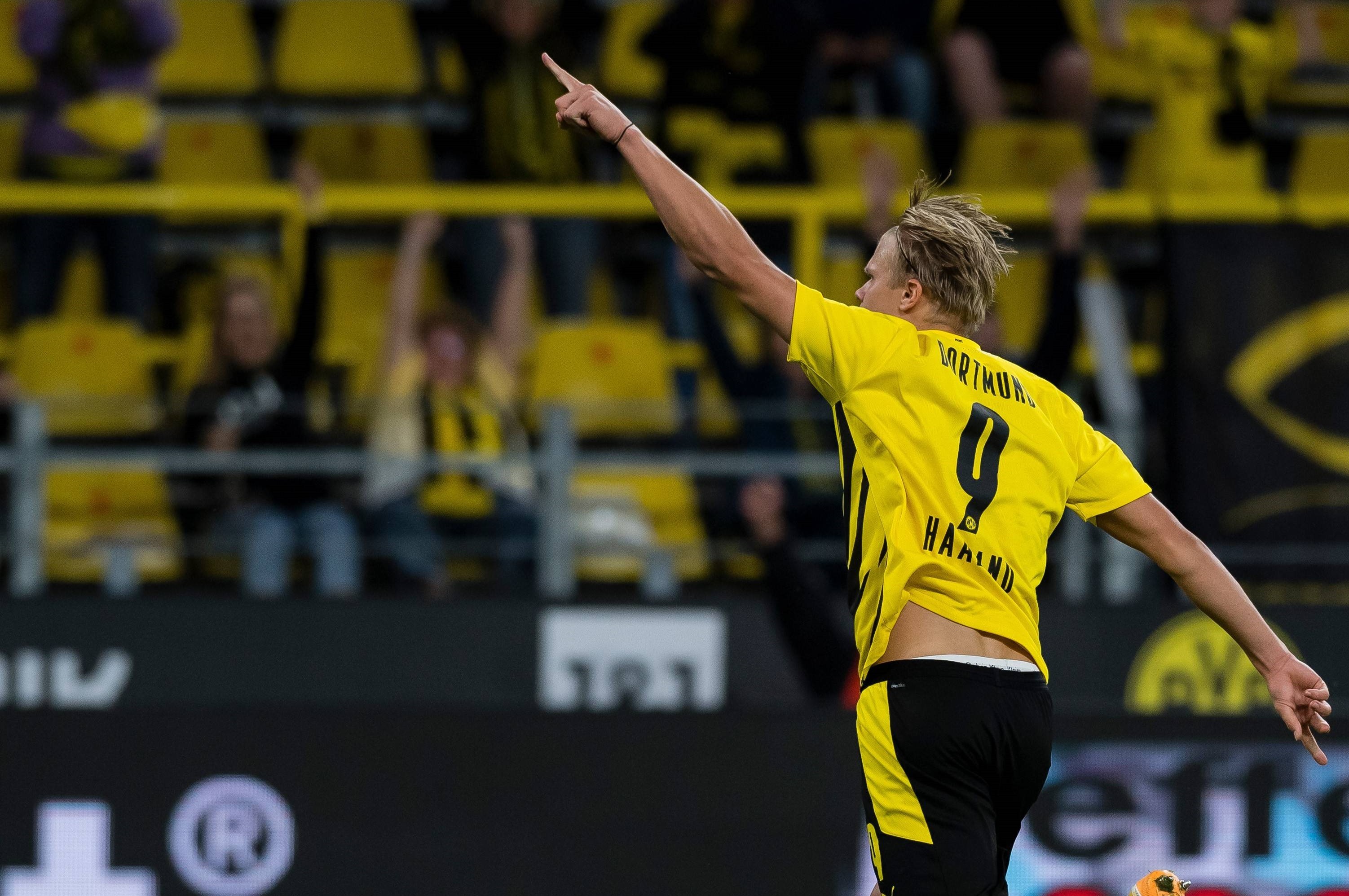 萨里：VAR工作区可以放到替补席对面，否则容易造成冲突