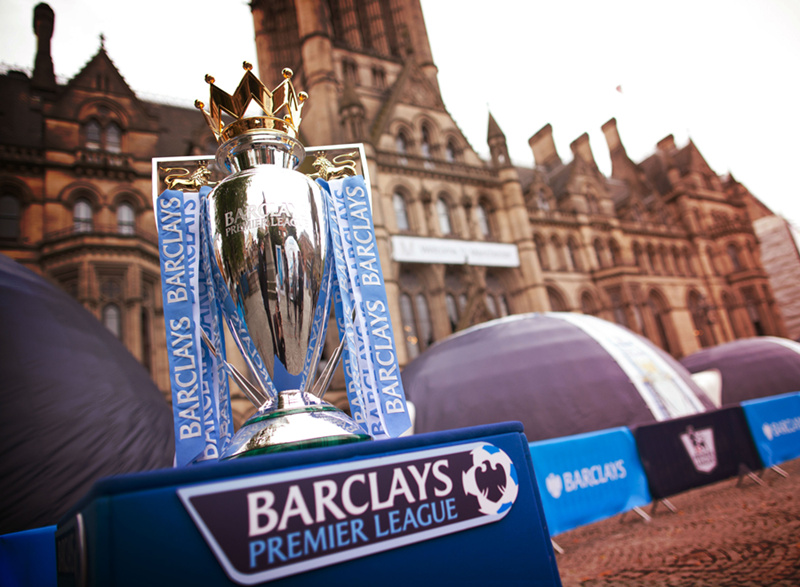 早报：皇马2-1阿拉维斯；曼城3-0水晶宫（今晨战报：皇马2-1阿拉维斯，曼城3-0水晶宫）