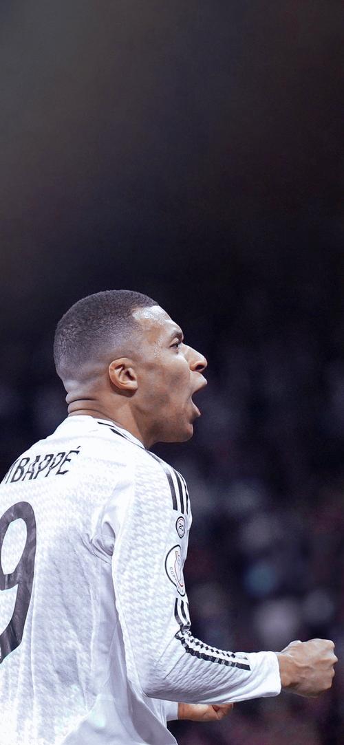 杰伦·约翰逊是第二位在25岁前完成20+18+16的球员